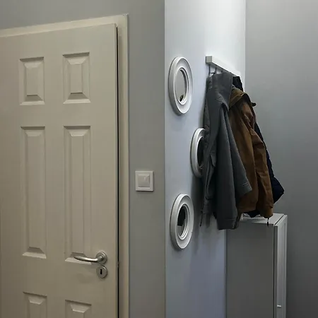 Quiet Downtown Haven Szimpla Ac Free Parking Apartmán *