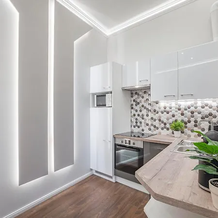 Quiet Downtown Haven Szimpla Ac Free Parking *