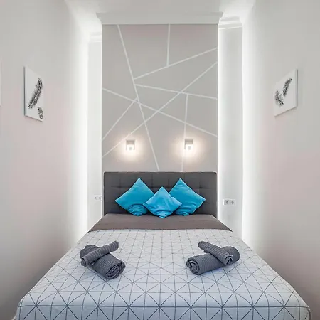 Quiet Downtown Haven Szimpla Ac Free Parking Daire *
