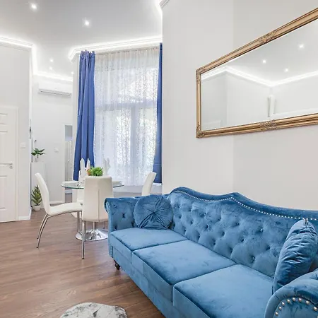 Apartmán Quiet Downtown Haven Szimpla Ac Free Parking *